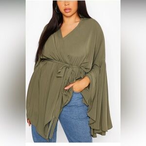 Boohoo Plus Olive Green Extreme Sleeve Wrap Front Tie Top Size 16